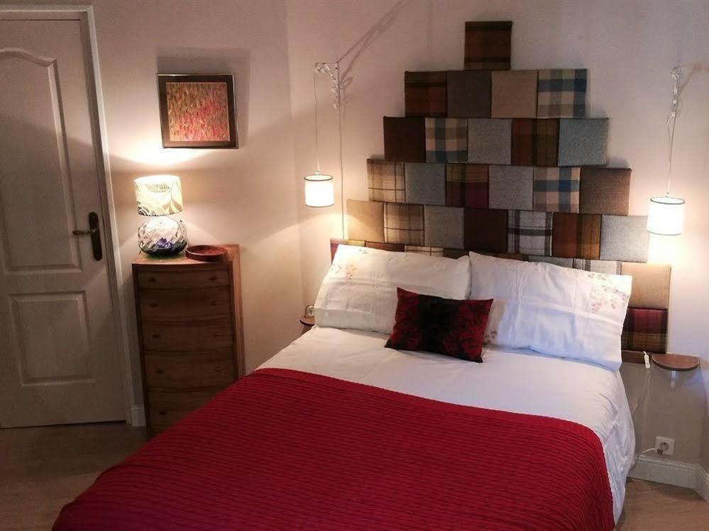 Maison De Textile Apartment Montolieu Dış mekan fotoğraf